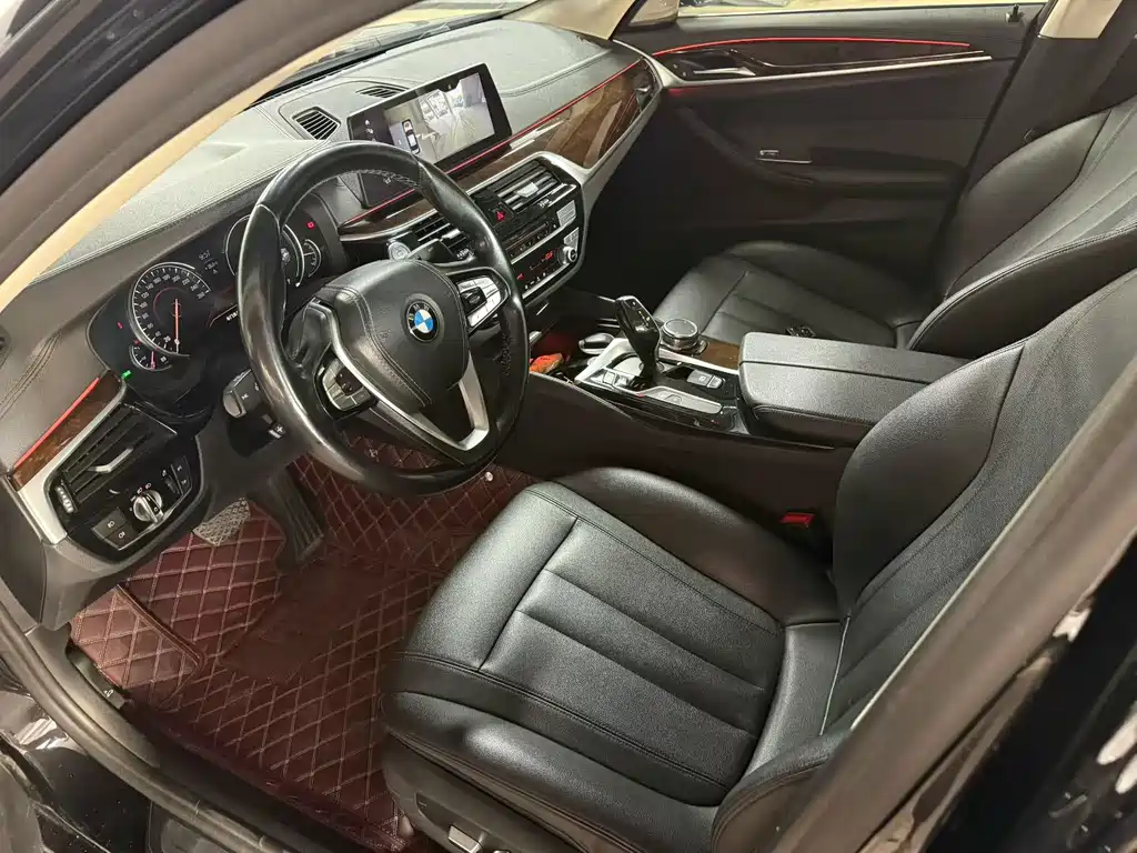 BMW 5 Series 2018 — фото 4