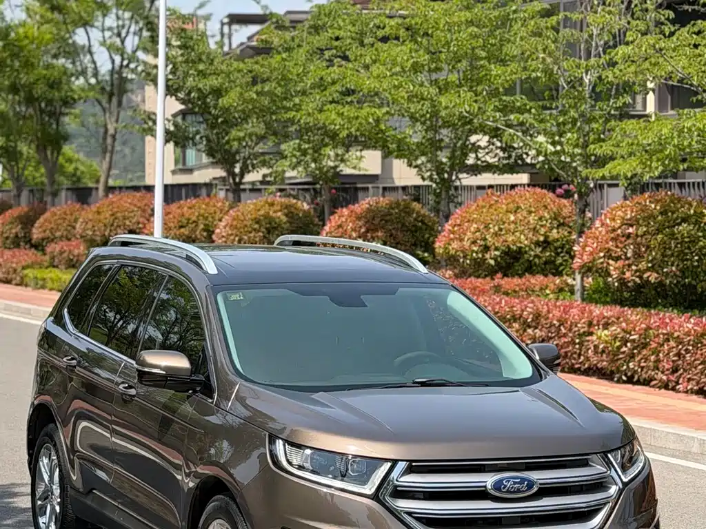 Ford Edge 2016 — фото 3