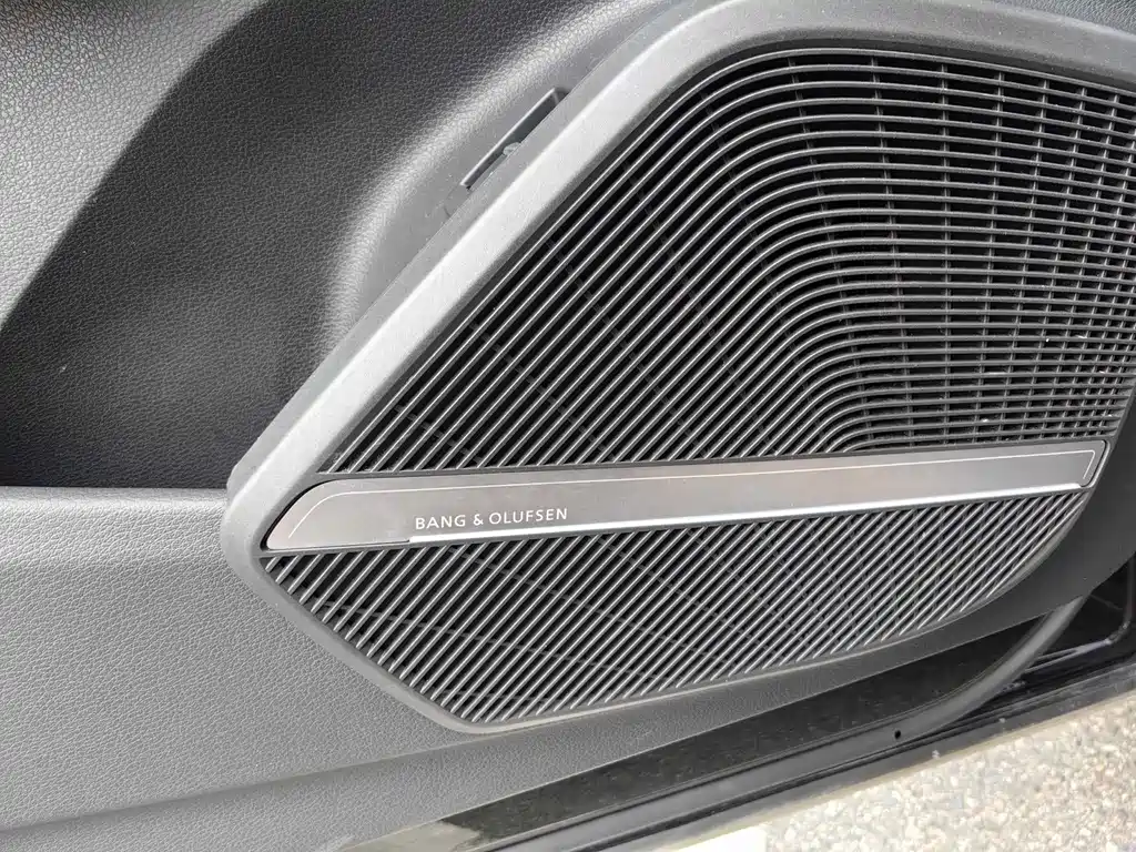 Audi Q5L 2023 — фото 7