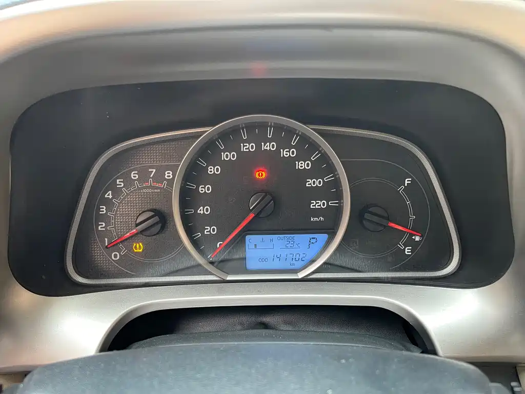 Toyota RAV4 2014 — фото 11