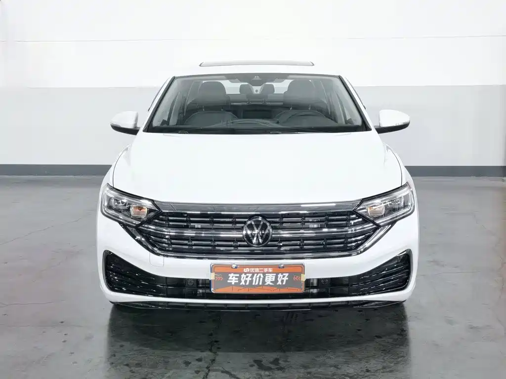 Volkswagen Sagitar 2024