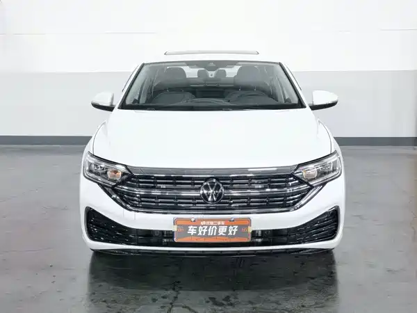 Volkswagen Sagitar 2024
