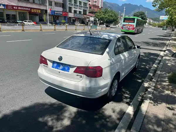 Volkswagen Jetta 2015