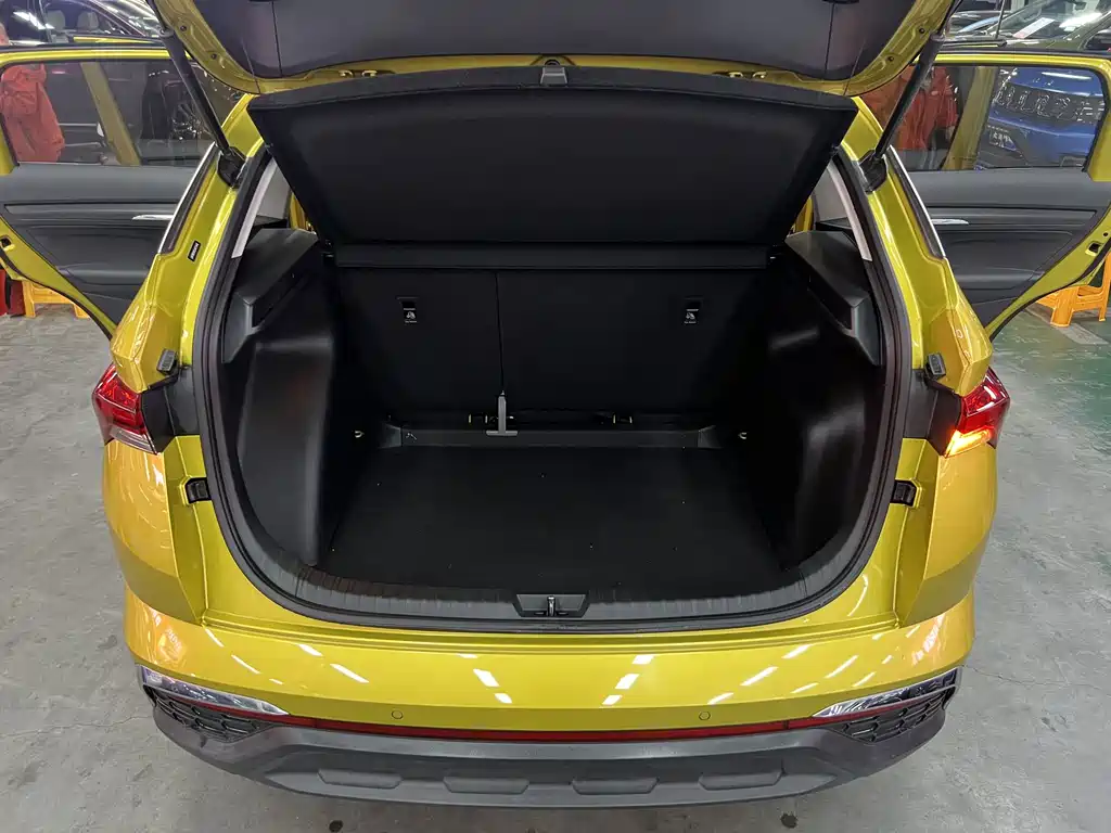 Skoda Kamiq 2020 — фото 16