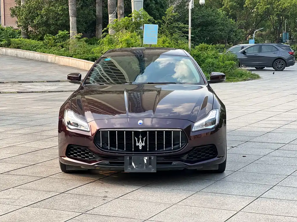 Maserati Quattroporte 2019 — фото 2