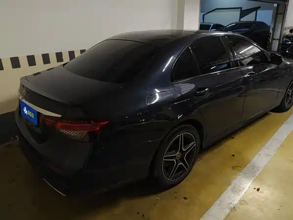 Mercedes-Benz E-Class 2021