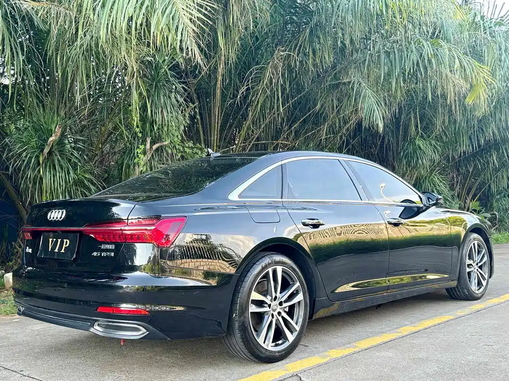 Audi A6L 2021