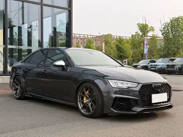 Audi S4 2019
