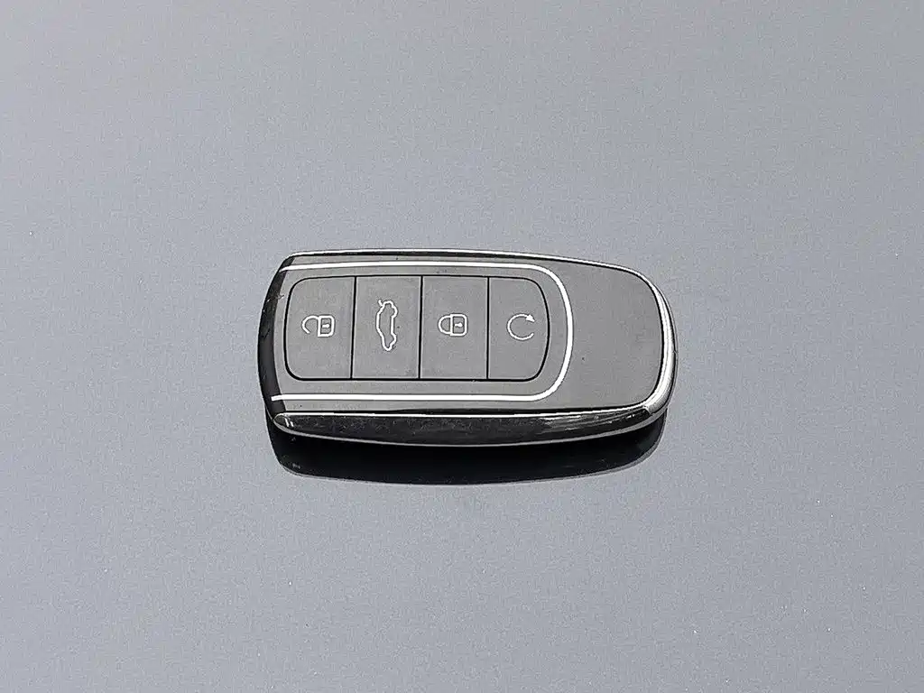 Chery Tiggo 8 2022 — фото 19