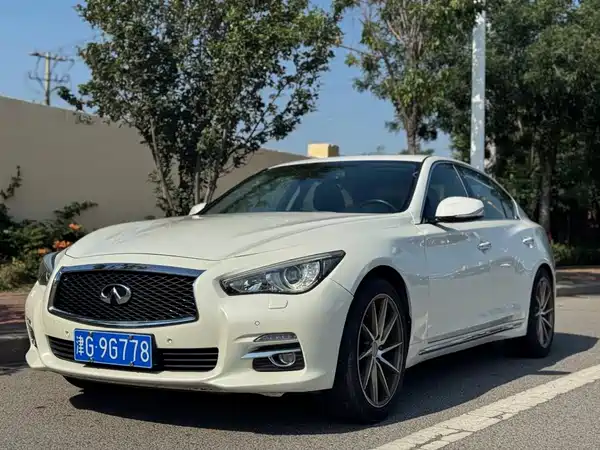 Infiniti Q50L 2016