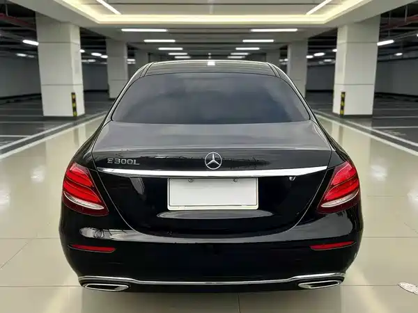 Mercedes-Benz E-Class 2016
