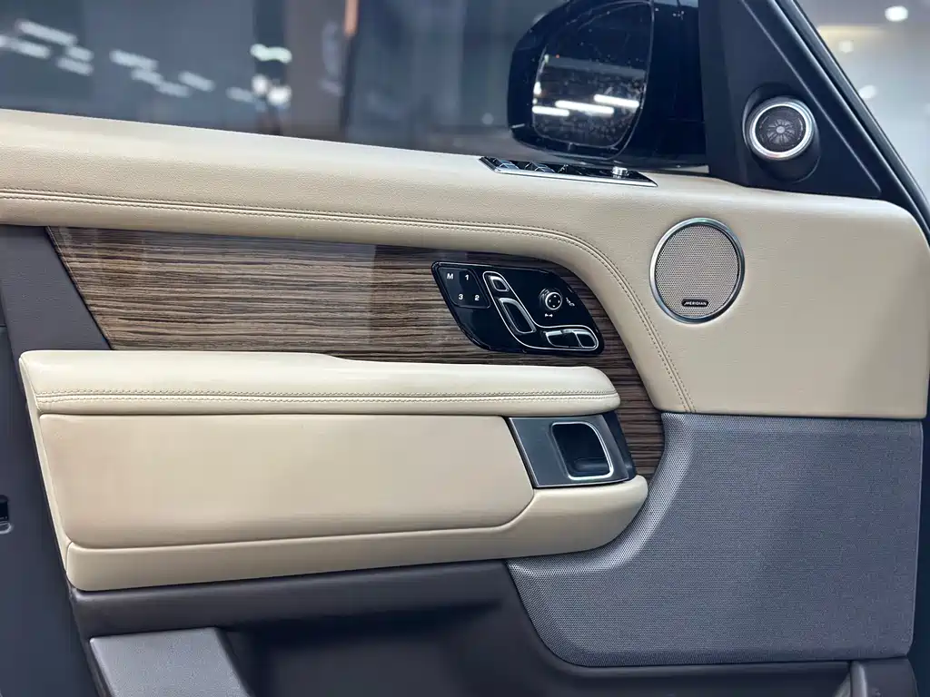 Land Rover Range Rover 2019 — фото 5