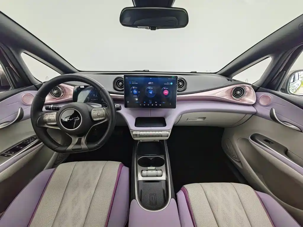 BYD Dolphin 2023