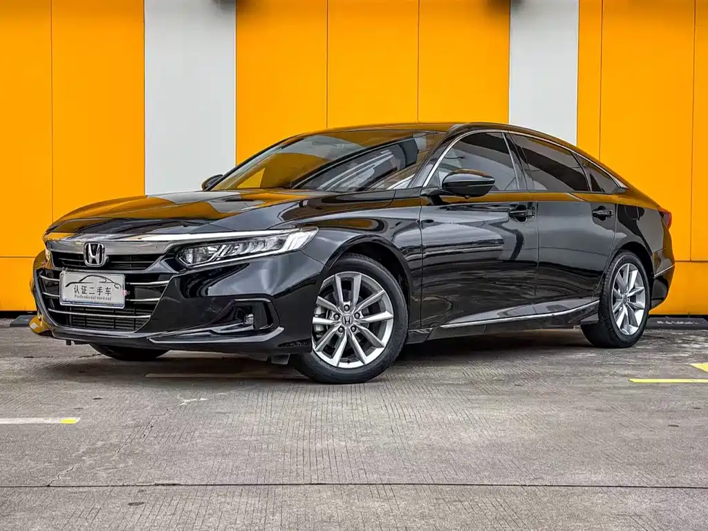 Honda Accord 2023 — фото 1