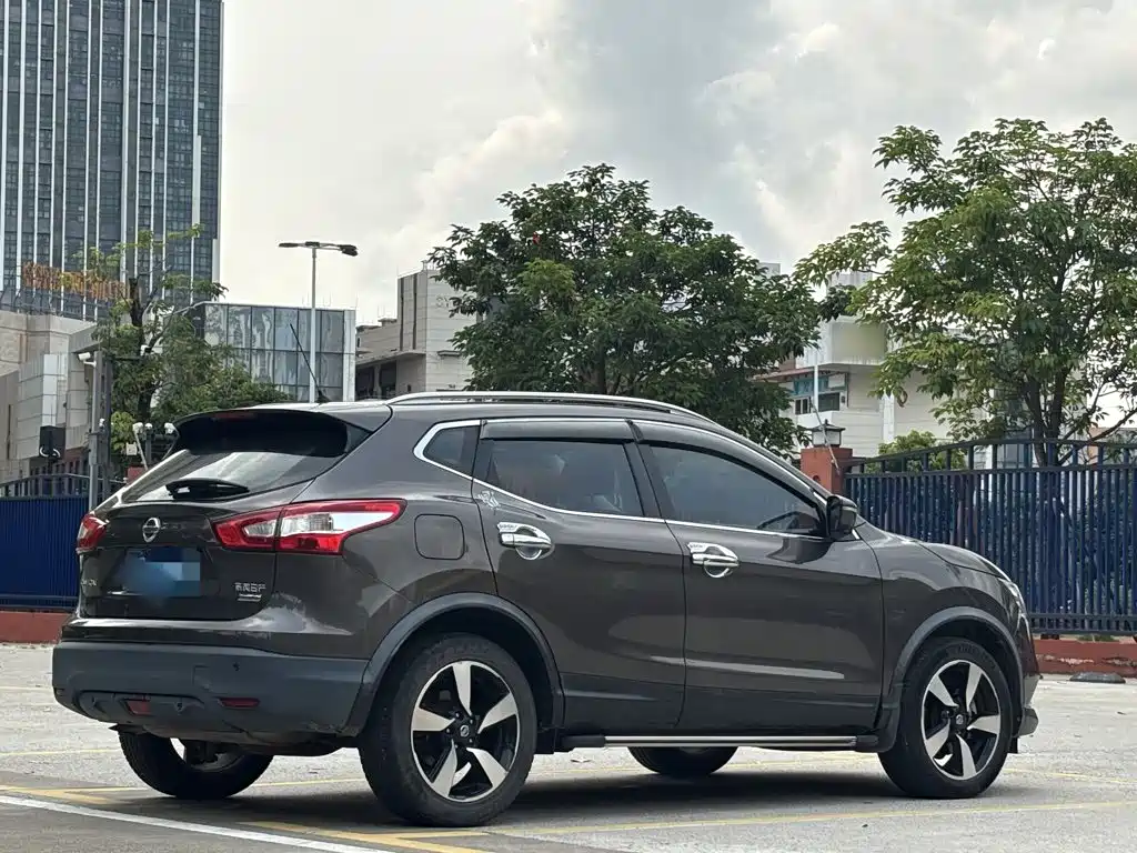Nissan Qashqai 2017 — фото 24