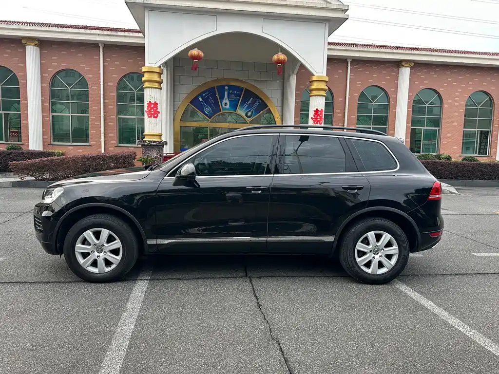Volkswagen Touareg 2014