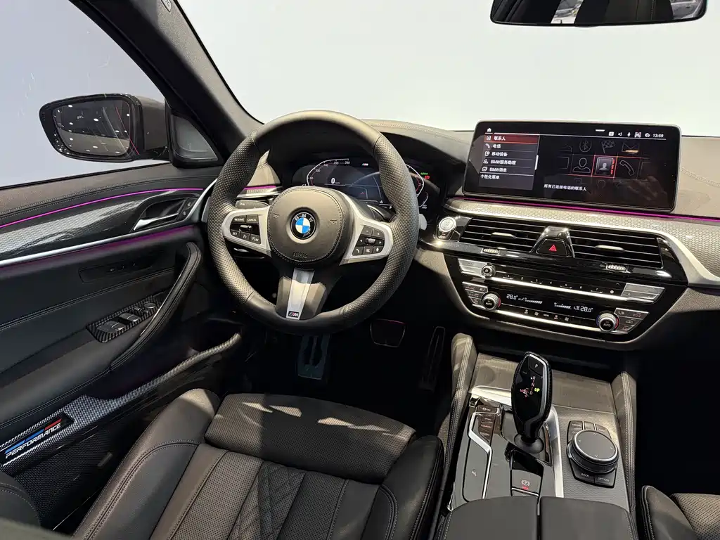 BMW 5 Series 2023 — фото 11