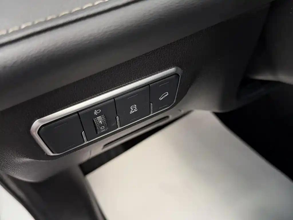 Haval M6 2023 — фото 14