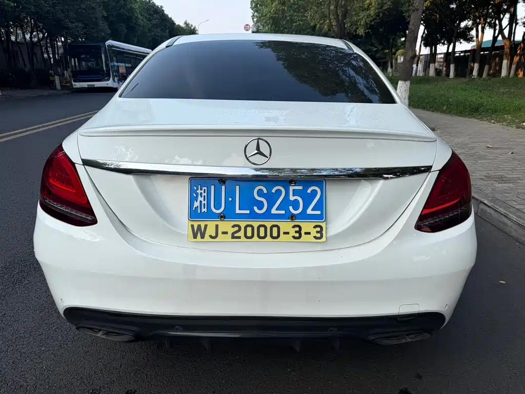Mercedes-Benz C-Class 2019