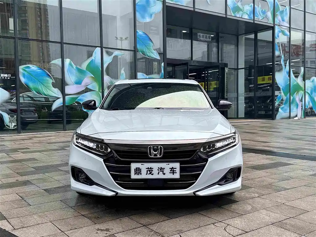 Honda Accord 2022 — фото 2