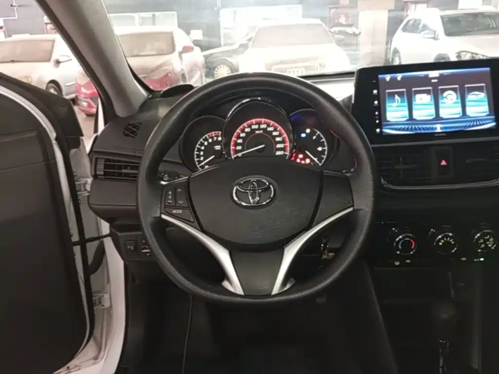 Toyota Vios FS 2021 — фото 11
