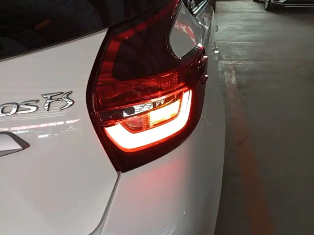 Toyota Vios FS 2021 — фото 8
