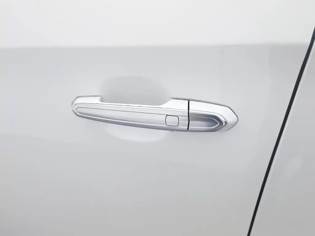 Cadillac XTS 2019 — фото 18