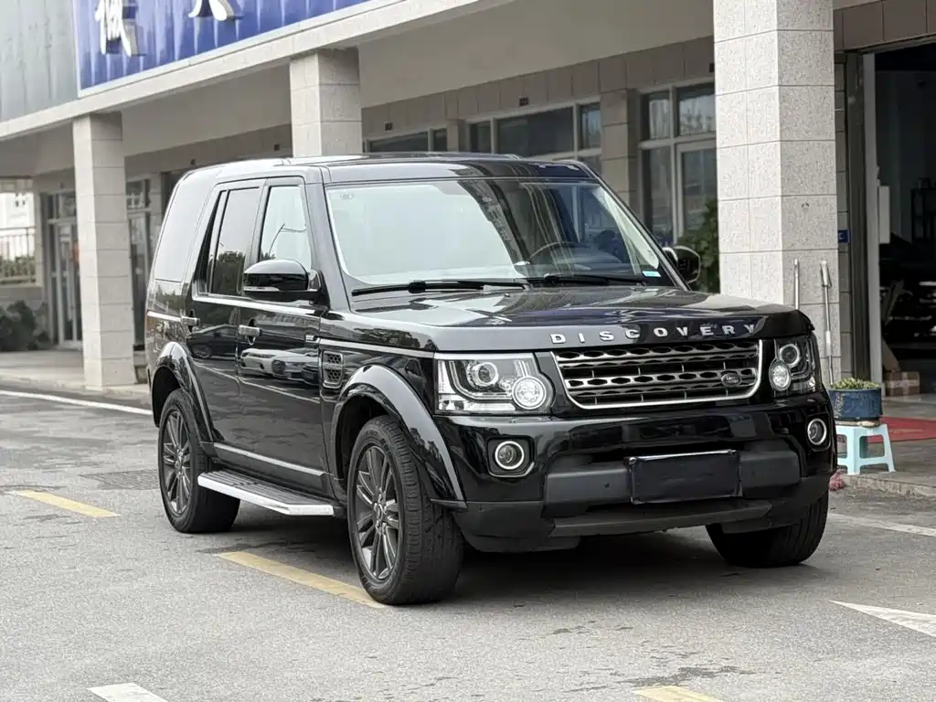 Land Rover Discovery 2016 — фото 8