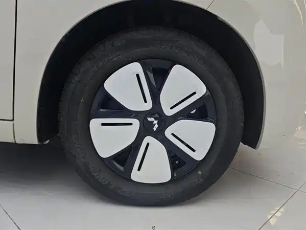 Wuling Hongguang MINIEV 2025