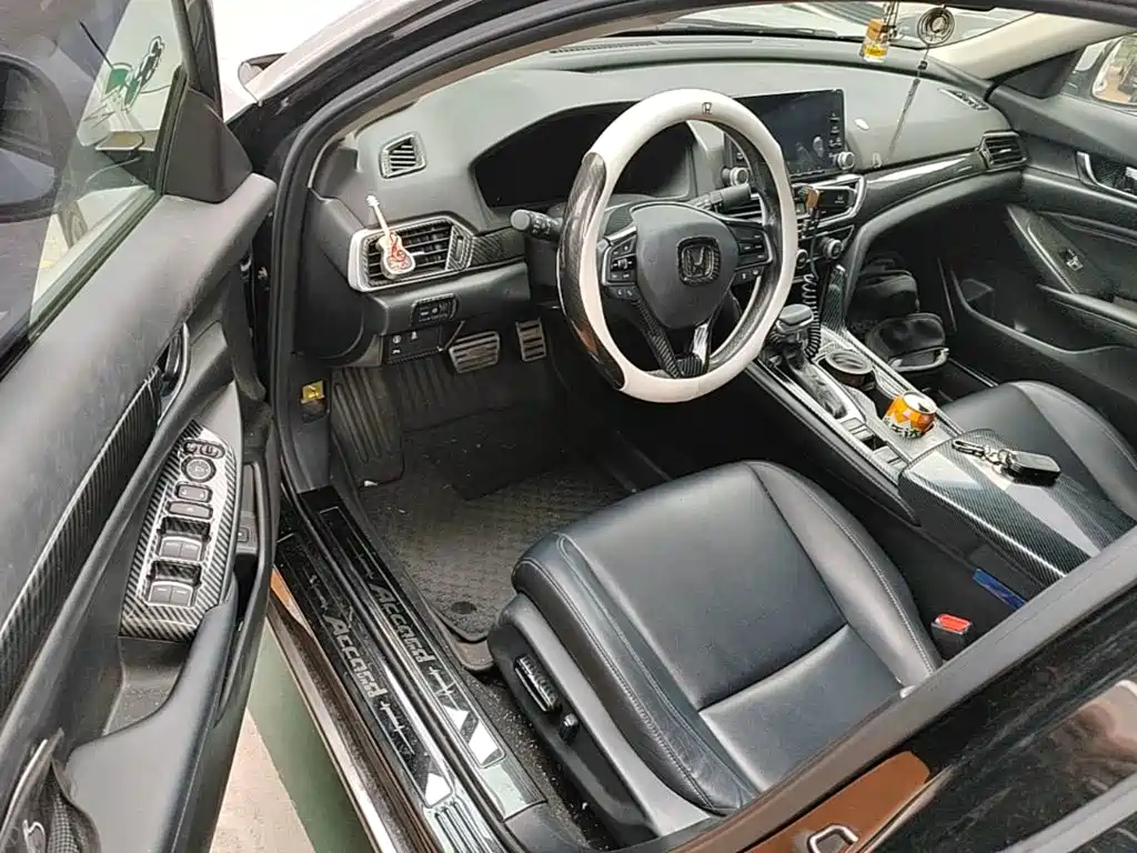 Honda Accord 2021 — фото 16