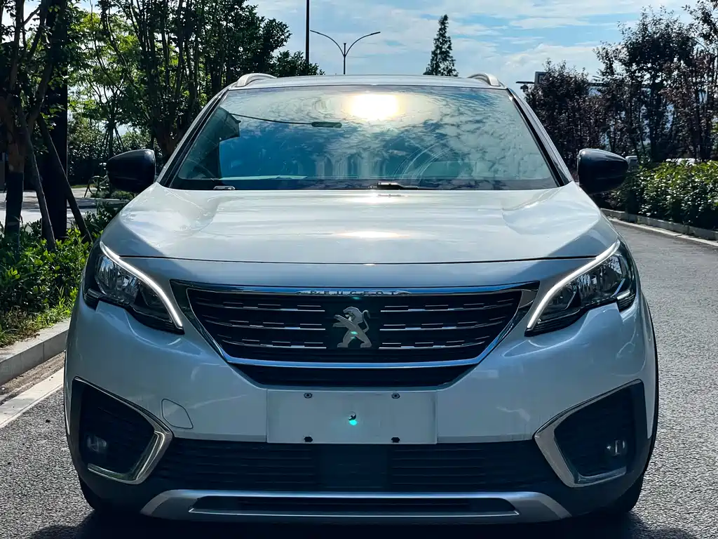 Peugeot 5008 2017