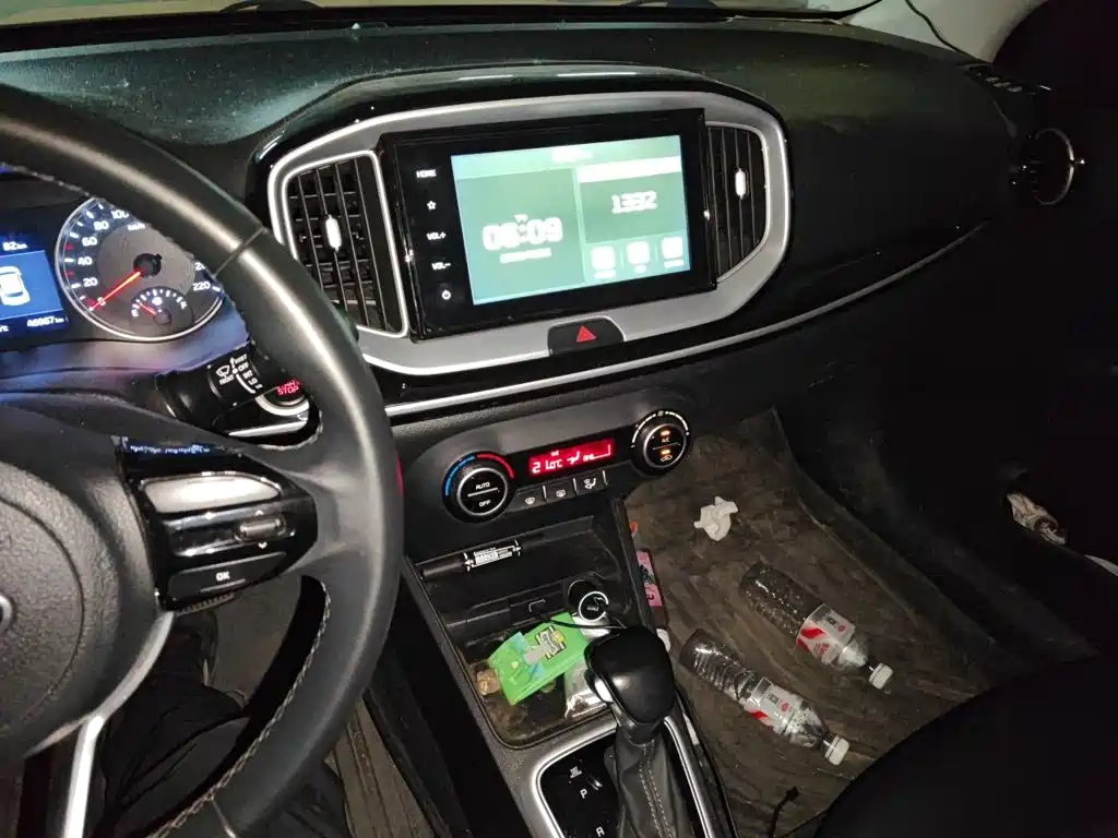Kia KX1 2019 — фото 10