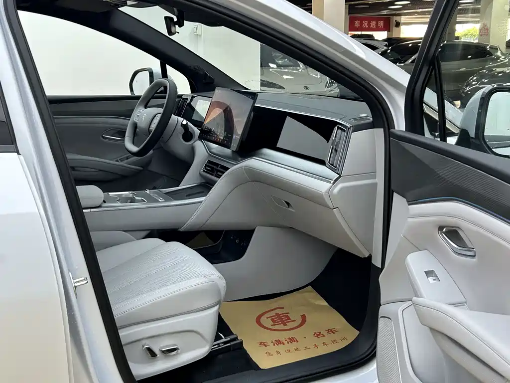 BYD Song Ultra 2026 — фото 10
