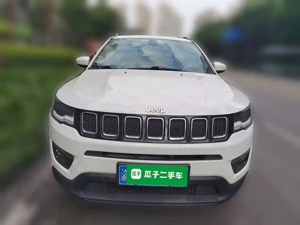 Jeep Compass 2017 — фото 3