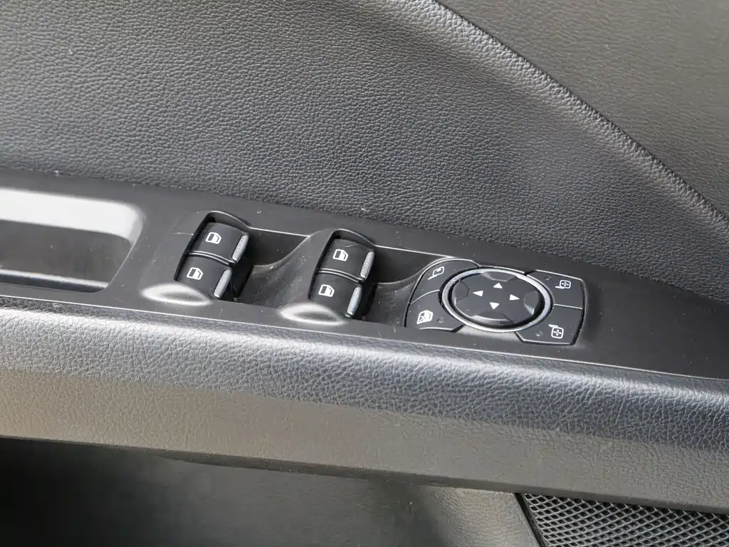 Ford Mondeo 2018 — фото 12