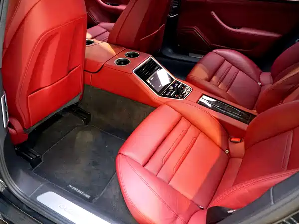 Porsche Panamera 2019