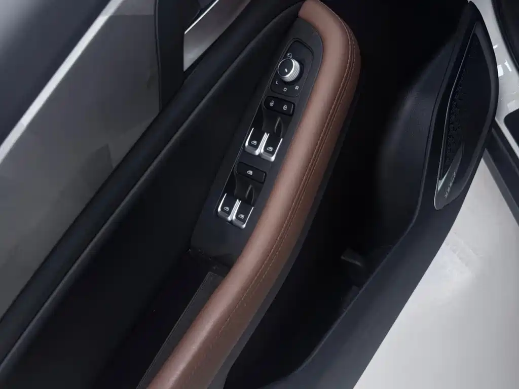 Geely Vision X6 2022 — фото 14