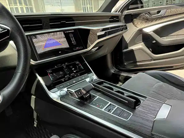 Audi A6L 2019