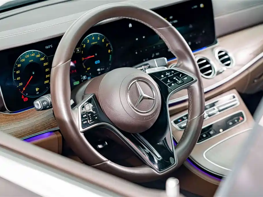 Mercedes-Benz E-Class New Energy 2022 — фото 10