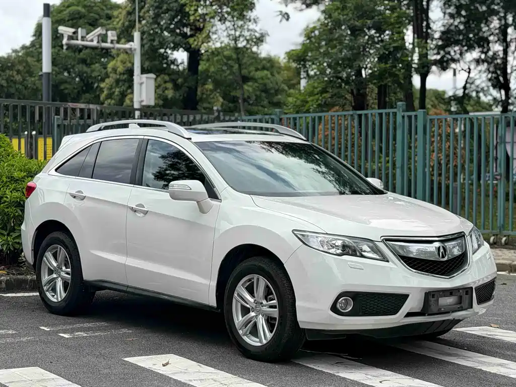 Acura RDX 2014 — фото 3