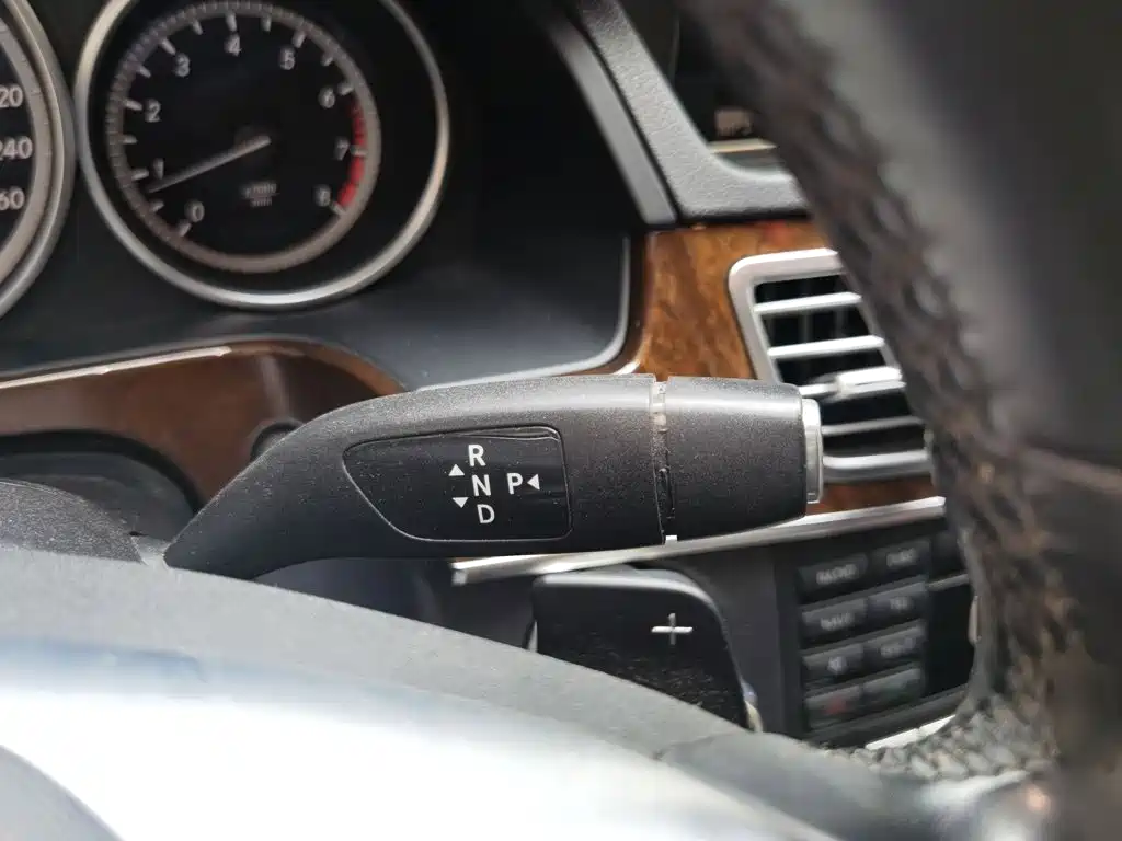 Mercedes-Benz E-Class 2015
