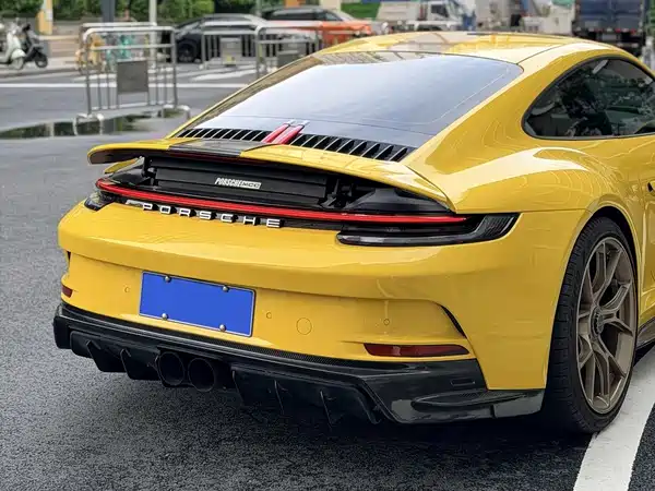 Porsche 911 2021