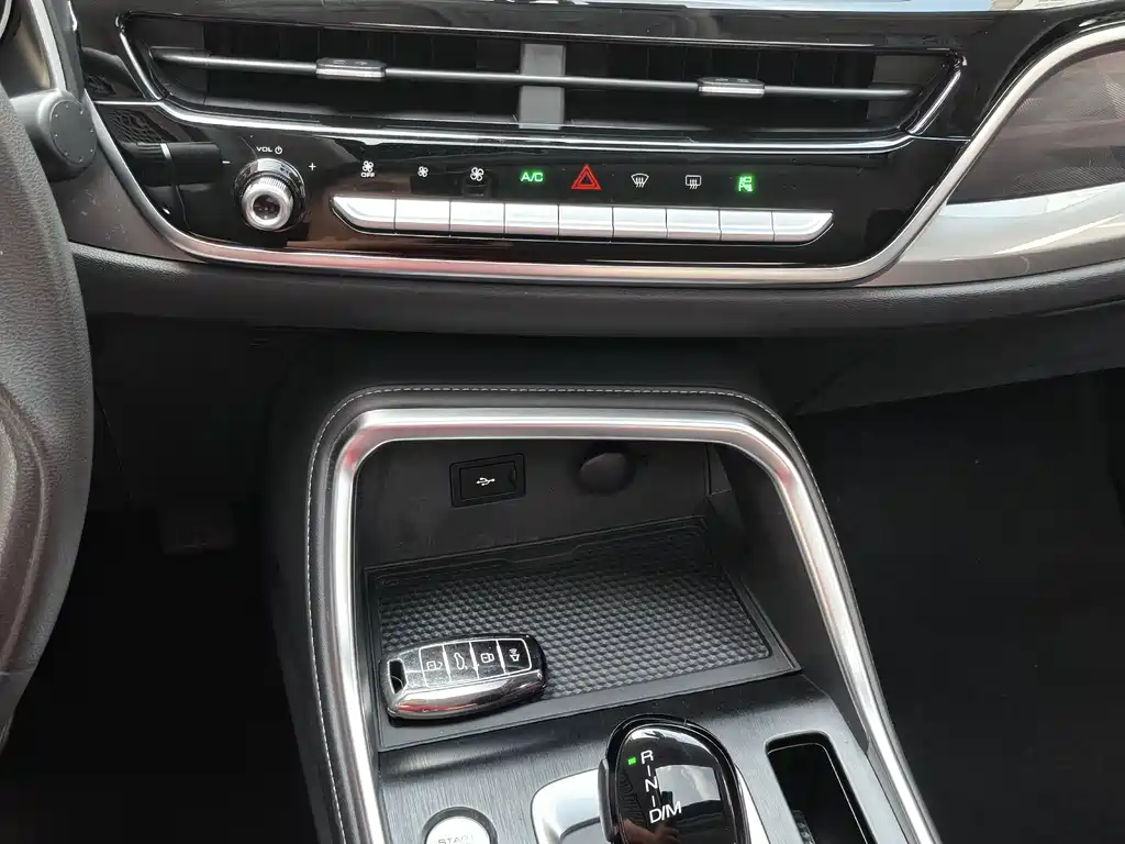 Haval H6 2023 — фото 11
