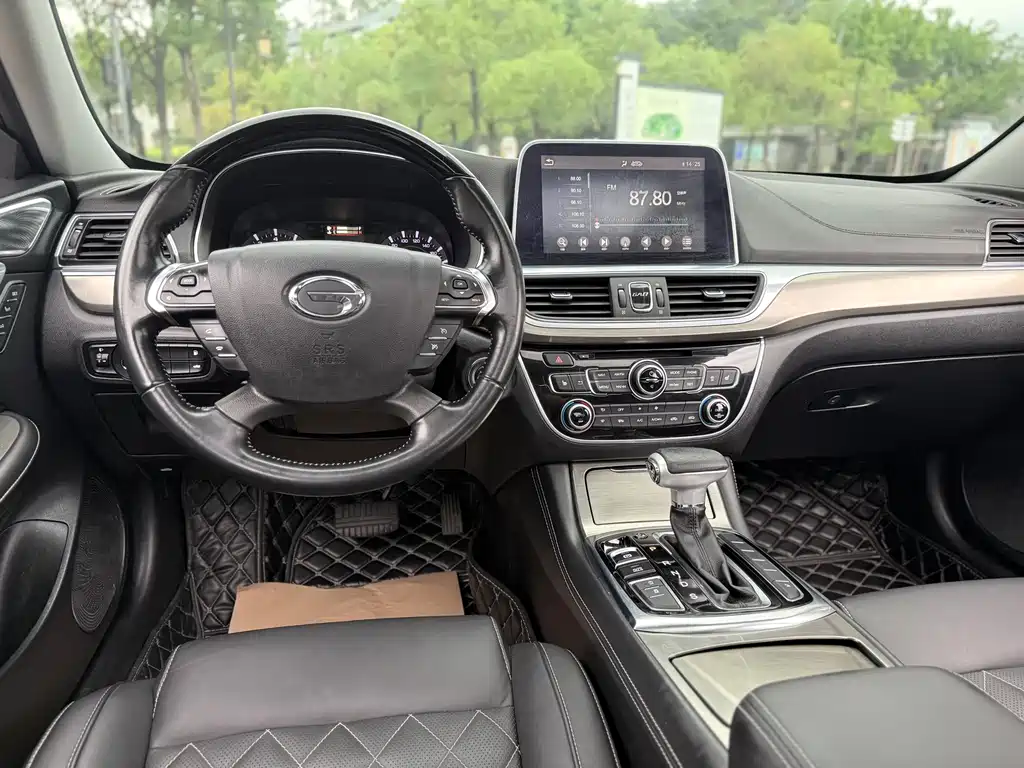 GAC Motor Trumpchi GA8 2018 — фото 16