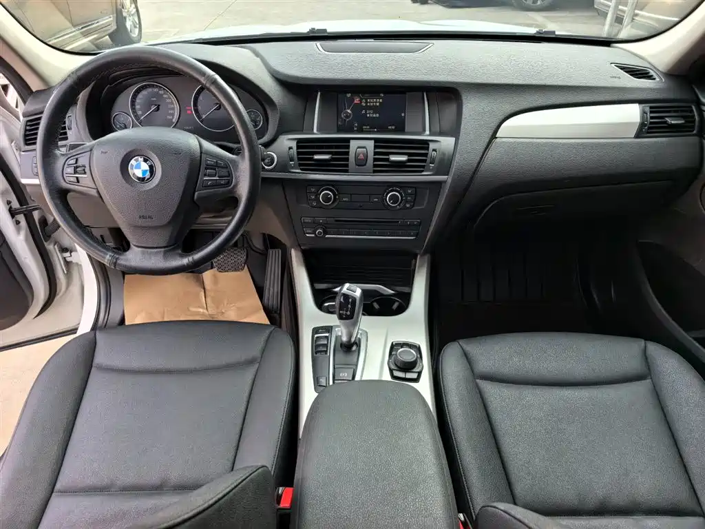 BMW X3 2017 — фото 12
