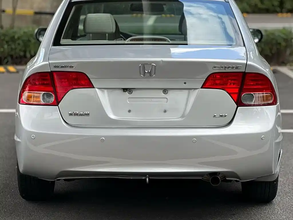 Honda Civic 2011 — фото 6