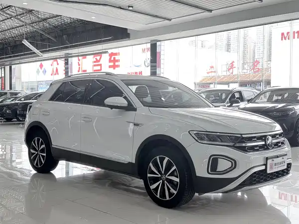 Volkswagen T-Roc 2023