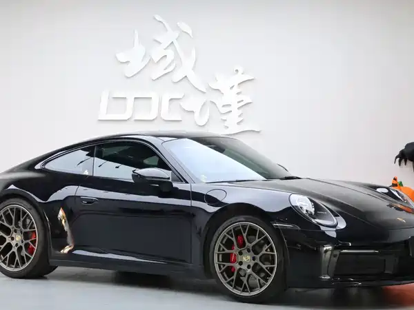 Porsche 911 2020