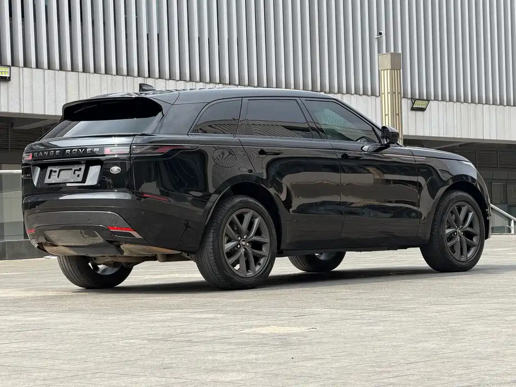 Land Rover Range Rover Velar 2024 — фото 15