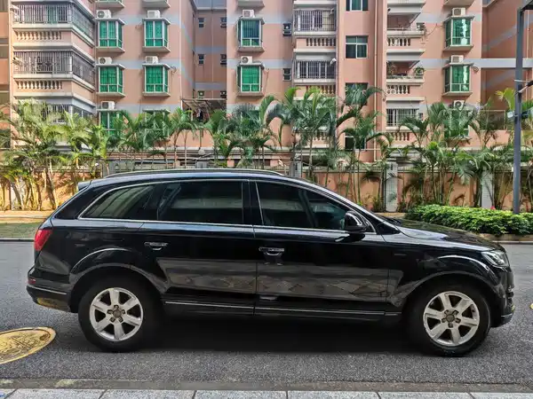 Audi Q7 2012